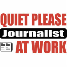 Ruhe-bitte Journalist bei der Arbeit Photofigur