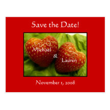Save the Date mit Erdbeerherzen! Postkarte