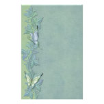 Schmetterlings-Pastellblumen Individuelle Büropapiere