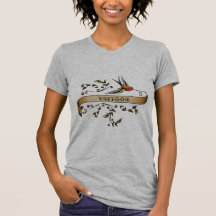 Schwalbe und Rolle mit Tätowierungen Tshirts