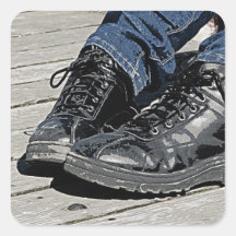 Schwarze Lederstiefel und blaues Jean-Denim Quadrataufkleber