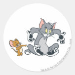 Schwarze Tatzen-Katze Toms und Jerry Runder Sticker