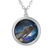 Schwerelosigkeit im Raum Personalisierter Schmuck