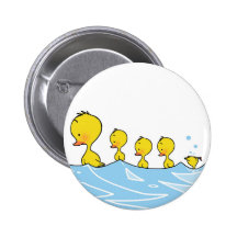 Schwimmenentenfamilie Anstecknadel
