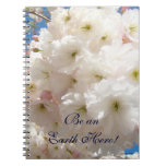 Seien Sie ein Erdheld! Notizbuch rosa weiße Blüten