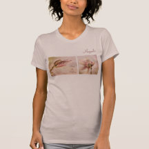 Shirt mit Magnolien- und Textaufdruck.