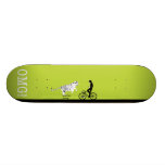 simsen Sie. Reiten. Skateboard. Personalisiertes Deck