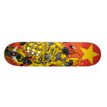 SKATE SCHLIESSEN MUSIC AUF SKATE BOARD