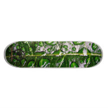 SKATEBOARD PRO GREEN LEAF by SHIRTAMERICA Personalisierte Skateboarddecks