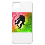 Skateboarding in einem psychedelischen Wirbelsturm iPhone 5 Etuis