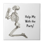 Skeleton betende Halloween-Fliese