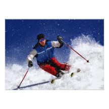Ski, der hinunter den Berg läuft Ankündigungskarten