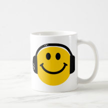 Smiley mit Kopfhörern Kaffeehaferl