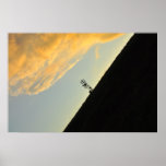Sonnenuntergang auf einem Hügelplakat