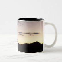 Sonnenuntergang oder Sonnenaufgang? Kaffeehaferl