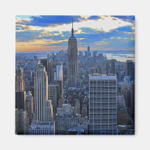 Später Nachmittag NYC Skyline als Sonnenunterganga Magnete