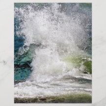 Spritzen des Wassers im Meer Flyer