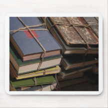 Stapel des alten Buches Mousepad