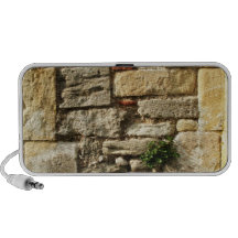 Steinwand. Mit kleiner Anlage Laptop Lautsprecher