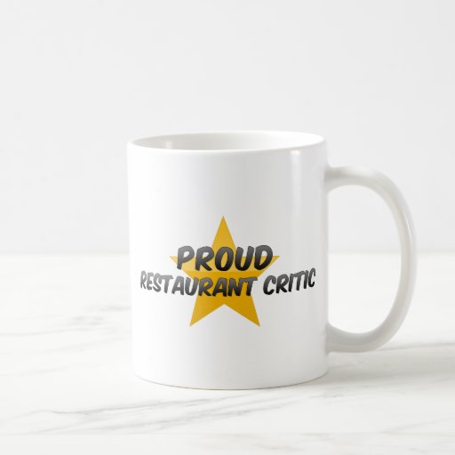 Stolzer Restaurant-Kritiker Teetassen