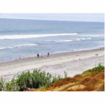 Strand-Ozean-Wasser-Sand-Wellen Fotostatuen