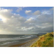 Strandhill Irland Ozean setzt Couds Himmel auf den Photoausschnitte