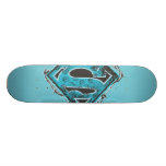 Supergirl Logo-Stacheldraht und Blumen skateboards