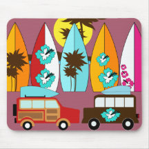 Surfbrett-Strandwertlos surfende Hippie-Packwagen Mauspads