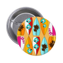 Surfbretter auf dem Promenaden-Sommer-Strand-Thema Buttons