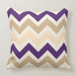 Tan, Eggplant Purple, and Ivory Chevron Pattern kissen