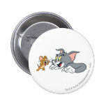 Tom und Jerry machen Gesichter Anstecknadelbutton