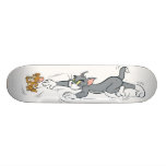 Tom- und Jerry-Verfolgung skateboards