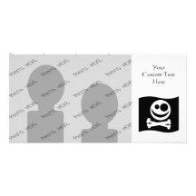 Totenkopf mit gekreuzter Knochen-Flagge. Schwarzwe Bildkarte
