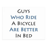 Typen, die Fahrrad fahren, sind im Bett besser Postkarte