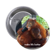 Umarmungen machen das Leben besser Anstecknadelbutton