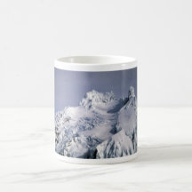 Unimak Insel, Isanotski Vulkan Teetasse