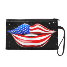 USA-Flaggen-Lippenstift auf lächelnder LippenBaget