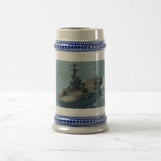 USS TRIPOLI (LPH-10) TEE TASSEN