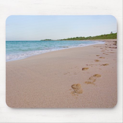 Verlassener tropischer Strand Mousepad