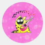 Verrückter Katzen-Gitarrist Runder Sticker