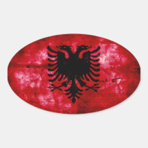 Verwitterte Albanien-Flagge Ovaler Aufkleber