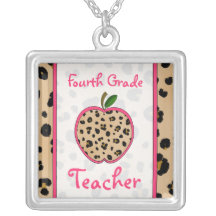 Vierte Grad-Lehrer-Leopard-Druck-Apple-Halskette