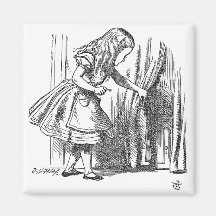 Vintage Alice im Wunderland, die nach der Tür such Magnete