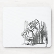 Vintage Alice im Wunderland, die nach der Tür such Mauspads