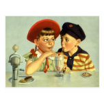 Vintage Kinder, Junge und Mädchen, die eine Erschü Postkarten