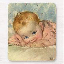 Vintage Kinderniedliches Baby-Mädchen im Rosa auf  Mauspad