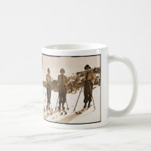 Vintage Retro Frauen-Ski fahrender 'Ski gammelt 19 Tee Tasse