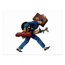 Vintager Bellhop in der Uniform und in tragendem G Postkarte
