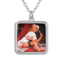 Vintages Retro Gil Elvgren Auto-Mechanikerpinup-Mä Halskette