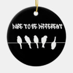Vögel auf einem Draht - trauen Sie sich, unterschi Weihnachtsbaum Ornament